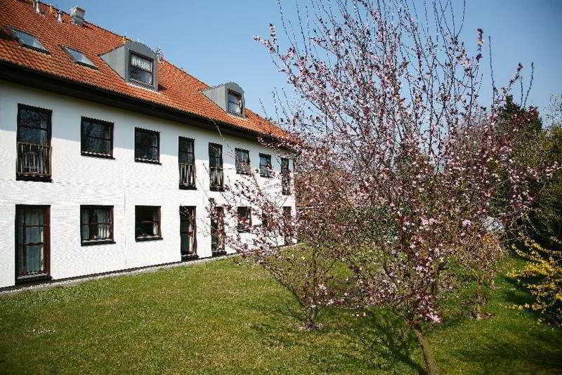 Lindenhotel Stralsund Exterior photo